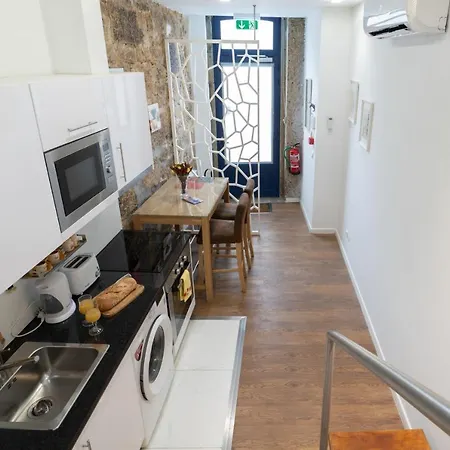 0 Ac Metro Nearby * Oporto