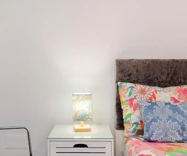 0 Ac Metro Nearby Porto