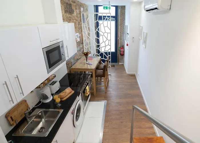 0 Ac Metro Nearby * Porto