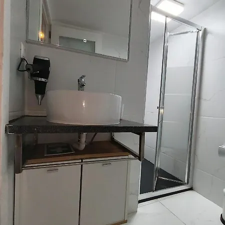 Cozy Metro Ac Апартаменты Порту